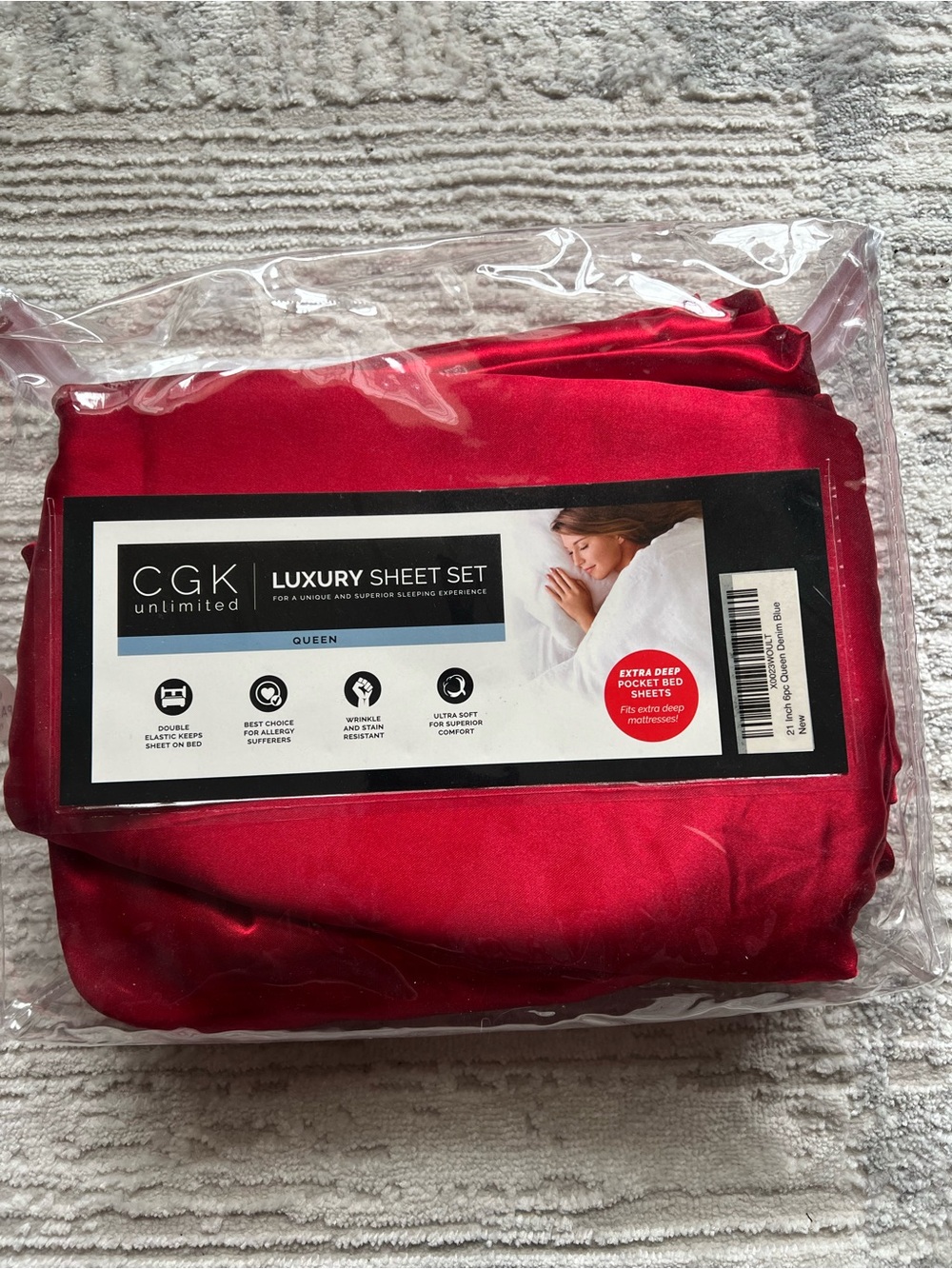 Queen Luxury Sheet Set - Red - Picture 2 of 3